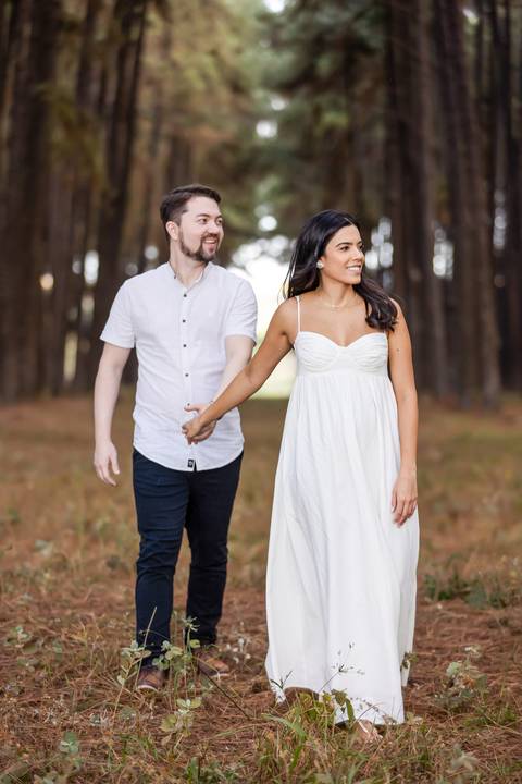 pre-wedding-araxa-minas-noiva-noivo-ensaio-namorados-fotografo-fotografias-daniel-custodio-buque-vestido-horizonte-perdido-amor-love-buque-atelie-cerimonial-cerimonia-por-do-sol-padrinhos-madrinhas-aliança-civil-casar-chacara-buffet-make-maquiagem-amor-oi'