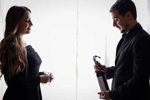 pre-wedding-araxa-minas-noiva-noivo-ensaio-namorados-fotografo-fotografias-daniel-custodio-buque-vestido-horizonte-perdido-amor-love-buque-atelie-cerimonial-cerimonia-por-do-sol-padrinhos-madrinhas-aliança-civil-casar-chacara-buffet-make-maquiagem-amor-oi'