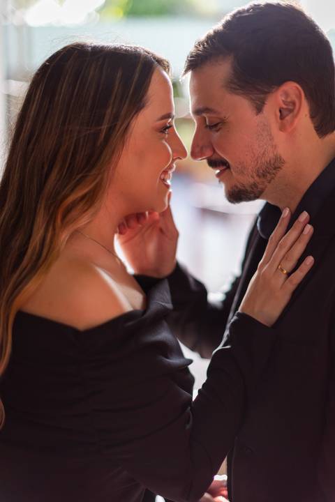 pre-wedding-araxa-minas-noiva-noivo-ensaio-namorados-fotografo-fotografias-daniel-custodio-buque-vestido-horizonte-perdido-amor-love-buque-atelie-cerimonial-cerimonia-por-do-sol-padrinhos-madrinhas-aliança-civil-casar-chacara-buffet-make-maquiagem-amor-oi'