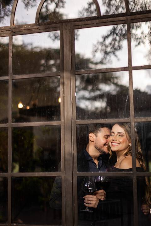 pre-wedding-araxa-minas-noiva-noivo-ensaio-namorados-fotografo-fotografias-daniel-custodio-buque-vestido-horizonte-perdido-amor-love-buque-atelie-cerimonial-cerimonia-por-do-sol-padrinhos-madrinhas-aliança-civil-casar-chacara-buffet-make-maquiagem-amor-oi'