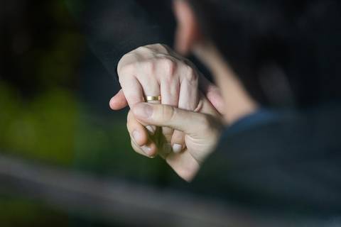 pre-wedding-araxa-minas-noiva-noivo-ensaio-namorados-fotografo-fotografias-daniel-custodio-buque-vestido-horizonte-perdido-amor-love-buque-atelie-cerimonial-cerimonia-por-do-sol-padrinhos-madrinhas-aliança-civil-casar-chacara-buffet-make-maquiagem-amor-oi'
