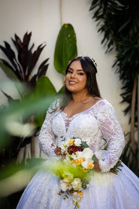 casamento-casa-fotografo-de-casamento-daniel-custodio-fotografias-noiva-noivo-madrinha-padrinho-vestido-make-cabelo-maquiagem-buque-mãe-pai-love-cerimonial-cerimonia-igreja-aliança-padre-buffet-DJ-familia-uberlandia-minas-gerias-brasil-foto-amor-brinde-'