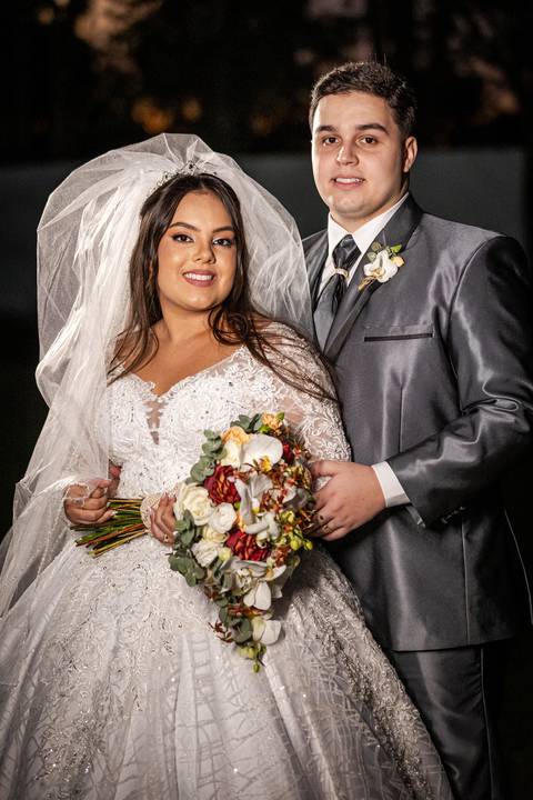 casamento-casa-fotografo-de-casamento-daniel-custodio-fotografias-noiva-noivo-madrinha-padrinho-vestido-make-cabelo-maquiagem-buque-mãe-pai-love-cerimonial-cerimonia-igreja-aliança-padre-buffet-DJ-familia-uberlandia-minas-gerias-brasil-foto-amor-brinde-'