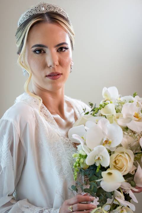 casar-casamento-wedding-cerimonia-make-noiva-noivo-araguari-vestido-maquiagem-buque-madrinha-daniel-custodio-uberlandia-festa-cerimonial-amor-aliança-video-dj-buffet-damas-love-fotografias-fotografo-minas-gerais-carro-pista-banda-cabelo-igreja-padre-reels'