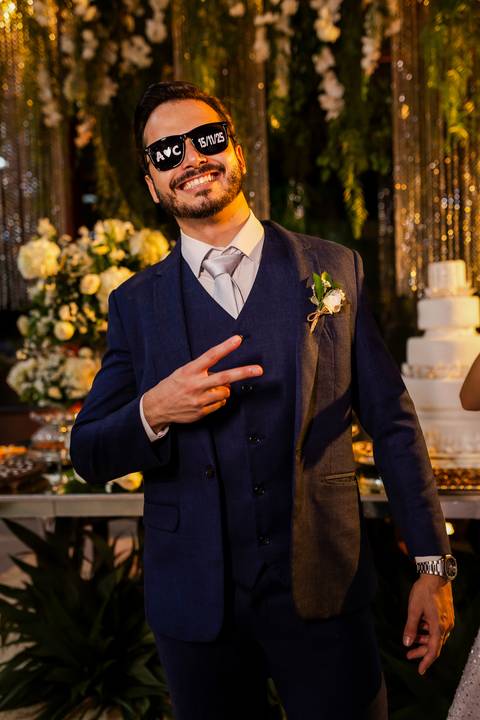 casar-casamento-wedding-cerimonia-make-noiva-noivo-araguari-vestido-maquiagem-buque-madrinha-daniel-custodio-uberlandia-festa-cerimonial-amor-aliança-video-dj-buffet-damas-love-fotografias-fotografo-minas-gerais-carro-pista-banda-cabelo-igreja-padre-reels'