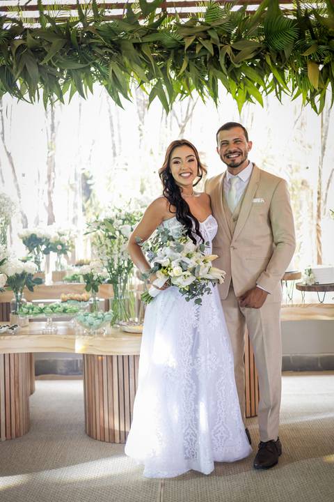 civil-casamento-cartorio-noiva-noivo-vestido-buque-terno-aliança-madrinha-padrinho-terno-foto-fotografo-fotografias-casar-filmar-make-maquiagem-video-uberlandia-minas-araguari-amor-love-cerimonia-chacara-por-do-sol-festa-banda-mae-pai-chacara-brasil-paz'