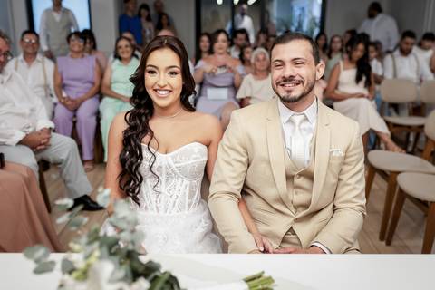 civil-casamento-cartorio-noiva-noivo-vestido-buque-terno-aliança-madrinha-padrinho-terno-foto-fotografo-fotografias-casar-filmar-make-maquiagem-video-uberlandia-minas-araguari-amor-love-cerimonia-chacara-por-do-sol-festa-banda-mae-pai-chacara-brasil-paz'