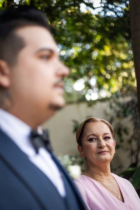 casar-casamento-wedding-cerimonia-make-noiva-noivo-araguari-vestido-maquiagem-buque-madrinha-daniel-custodio-uberlandia-festa-cerimonial-amor-aliança-video-dj-buffet-damas-love-fotografias-fotografo-minas-gerais-carro-pista-banda-cabelo-igreja-padre-reels'
