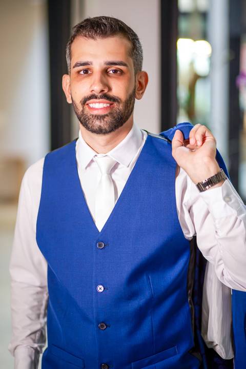 casar-casamento-wedding-cerimonia-make-noiva-noivo-araguari-vestido-maquiagem-buque-madrinha-daniel-custodio-uberlandia-festa-cerimonial-amor-aliança-video-dj-buffet-damas-love-fotografias-fotografo-minas-gerais-carro-pista-banda-cabelo-igreja-padre-reels'