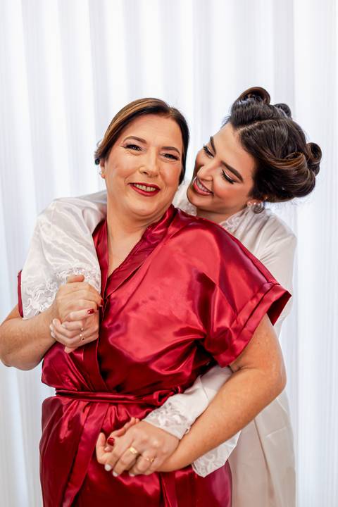 casar-casamento-wedding-cerimonia-make-noiva-noivo-araguari-vestido-maquiagem-buque-madrinha-daniel-custodio-uberlandia-festa-cerimonial-amor-aliança-video-dj-buffet-damas-love-fotografias-fotografo-minas-gerais-carro-pista-banda-cabelo-igreja-padre-reels'