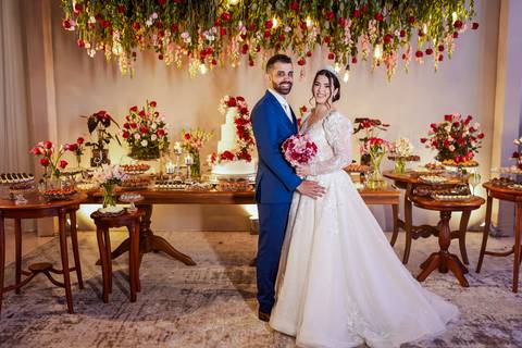 casar-casamento-wedding-cerimonia-make-noiva-noivo-araguari-vestido-maquiagem-buque-madrinha-daniel-custodio-uberlandia-festa-cerimonial-amor-aliança-video-dj-buffet-damas-love-fotografias-fotografo-minas-gerais-carro-pista-banda-cabelo-igreja-padre-reels'