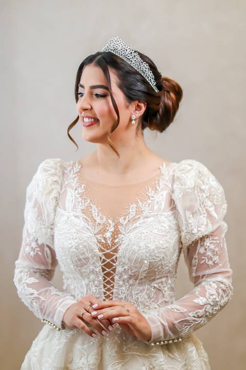 casar-casamento-wedding-cerimonia-make-noiva-noivo-araguari-vestido-maquiagem-buque-madrinha-daniel-custodio-uberlandia-festa-cerimonial-amor-aliança-video-dj-buffet-damas-love-fotografias-fotografo-minas-gerais-carro-pista-banda-cabelo-igreja-padre-reels'