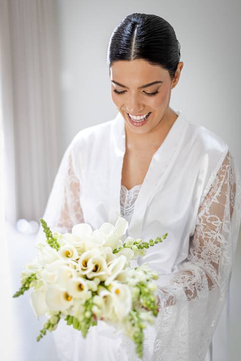 casar-casamento-wedding-cerimonia-make-noiva-noivo-araguari-vestido-maquiagem-buque-madrinha-daniel-custodio-uberlandia-festa-cerimonial-amor-aliança-video-dj-buffet-damas-love-fotografias-fotografo-minas-gerais-carro-pista-banda-cabelo-igreja-padre-reels'