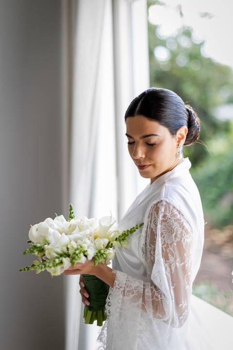 casar-casamento-wedding-cerimonia-make-noiva-noivo-araguari-vestido-maquiagem-buque-madrinha-daniel-custodio-uberlandia-festa-cerimonial-amor-aliança-video-dj-buffet-damas-love-fotografias-fotografo-minas-gerais-carro-pista-banda-cabelo-igreja-padre-reels'