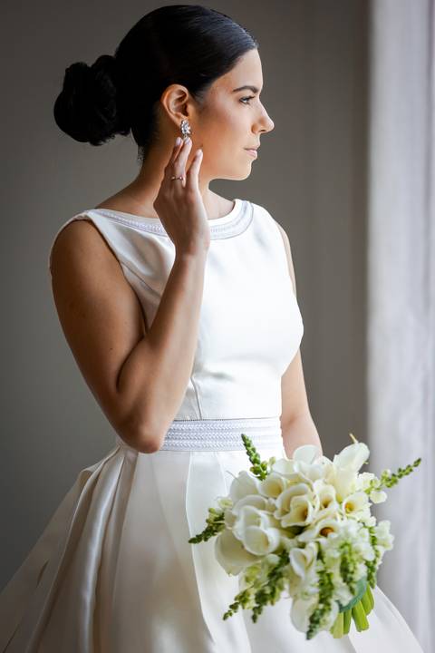 casar-casamento-wedding-cerimonia-make-noiva-noivo-araguari-vestido-maquiagem-buque-madrinha-daniel-custodio-uberlandia-festa-cerimonial-amor-aliança-video-dj-buffet-damas-love-fotografias-fotografo-minas-gerais-carro-pista-banda-cabelo-igreja-padre-reels'