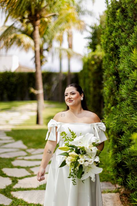 casar-casamento-wedding-cerimonia-make-noiva-noivo-araguari-vestido-maquiagem-buque-madrinha-daniel-custodio-uberlandia-festa-cerimonial-amor-aliança-video-dj-buffet-damas-love-fotografias-fotografo-minas-gerais-carro-pista-banda-cabelo-igreja-padre-reels'