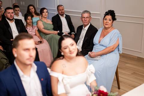 casar-casamento-wedding-cerimonia-make-noiva-noivo-araguari-vestido-maquiagem-buque-madrinha-daniel-custodio-uberlandia-festa-cerimonial-amor-aliança-video-dj-buffet-damas-love-fotografias-fotografo-minas-gerais-carro-pista-banda-cabelo-igreja-padre-reels'