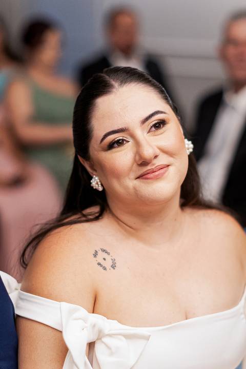 casar-casamento-wedding-cerimonia-make-noiva-noivo-araguari-vestido-maquiagem-buque-madrinha-daniel-custodio-uberlandia-festa-cerimonial-amor-aliança-video-dj-buffet-damas-love-fotografias-fotografo-minas-gerais-carro-pista-banda-cabelo-igreja-padre-reels'