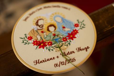 casar-casamento-wedding-cerimonia-make-noiva-noivo-araguari-vestido-maquiagem-buque-madrinha-daniel-custodio-uberlandia-festa-cerimonial-amor-aliança-video-dj-buffet-damas-love-fotografias-fotografo-minas-gerais-carro-pista-banda-cabelo-igreja-padre-reels'