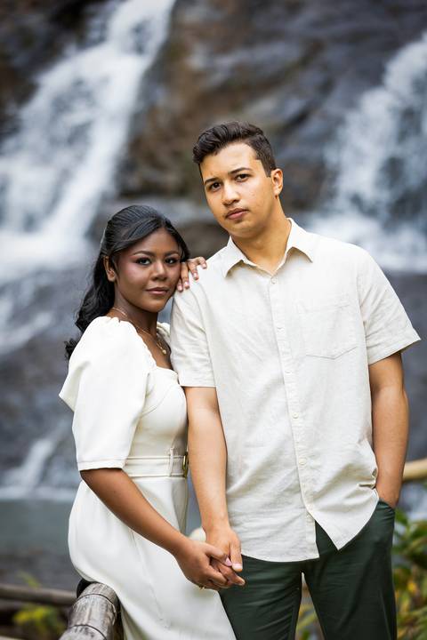 pre-wedding-ensaio-fotos-fotografias-casal-casamento-noiva-noivo-araxa-minas-gerais-daniel-custodio-uberlandia-casar-make off-padrinha-madrinho-dama-foto-cinema-amor-love-buque-criativo-viagem-love-amar-fotografo-cerimonial-igreja-chacara,festa-DJ'