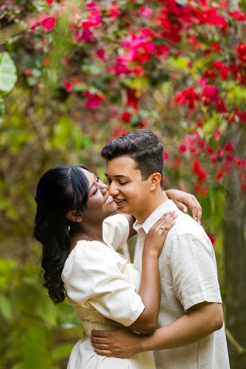 pre-wedding-ensaio-fotos-fotografias-casal-casamento-noiva-noivo-araxa-minas-gerais-daniel-custodio-uberlandia-casar-make off-padrinha-madrinho-dama-foto-cinema-amor-love-buque-criativo-viagem-love-amar-fotografo-cerimonial-igreja-chacara,festa-DJ'