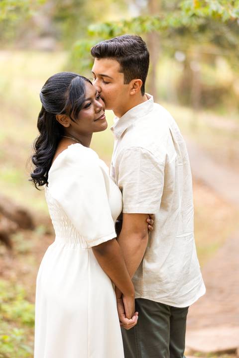 pre-wedding-ensaio-fotos-fotografias-casal-casamento-noiva-noivo-araxa-minas-gerais-daniel-custodio-uberlandia-casar-make off-padrinha-madrinho-dama-foto-cinema-amor-love-buque-criativo-viagem-love-amar-fotografo-cerimonial-igreja-chacara,festa-DJ'