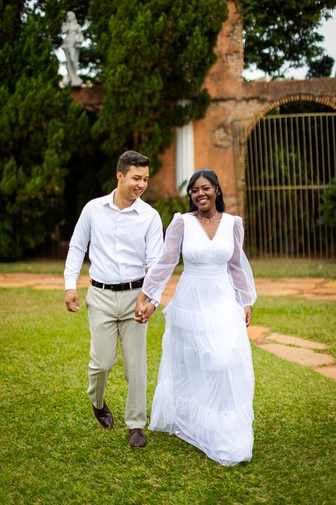 pre-wedding-ensaio-fotos-fotografias-casal-casamento-noiva-noivo-araxa-minas-gerais-daniel-custodio-uberlandia-casar-make off-padrinha-madrinho-dama-foto-cinema-amor-love-buque-criativo-viagem-love-amar-fotografo-cerimonial-igreja-chacara,festa-DJ'