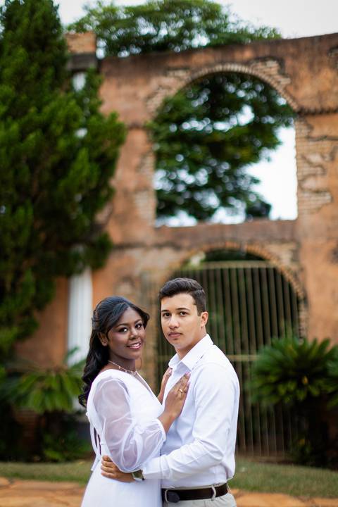 pre-wedding-ensaio-fotos-fotografias-casal-casamento-noiva-noivo-araxa-minas-gerais-daniel-custodio-uberlandia-casar-make off-padrinha-madrinho-dama-foto-cinema-amor-love-buque-criativo-viagem-love-amar-fotografo-cerimonial-igreja-chacara,festa-DJ'