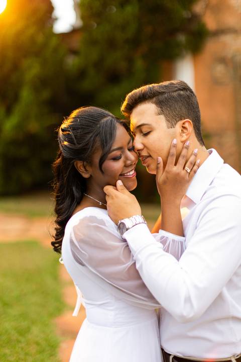 pre-wedding-ensaio-fotos-fotografias-casal-casamento-noiva-noivo-araxa-minas-gerais-daniel-custodio-uberlandia-casar-make off-padrinha-madrinho-dama-foto-cinema-amor-love-buque-criativo-viagem-love-amar-fotografo-cerimonial-igreja-chacara,festa-DJ'