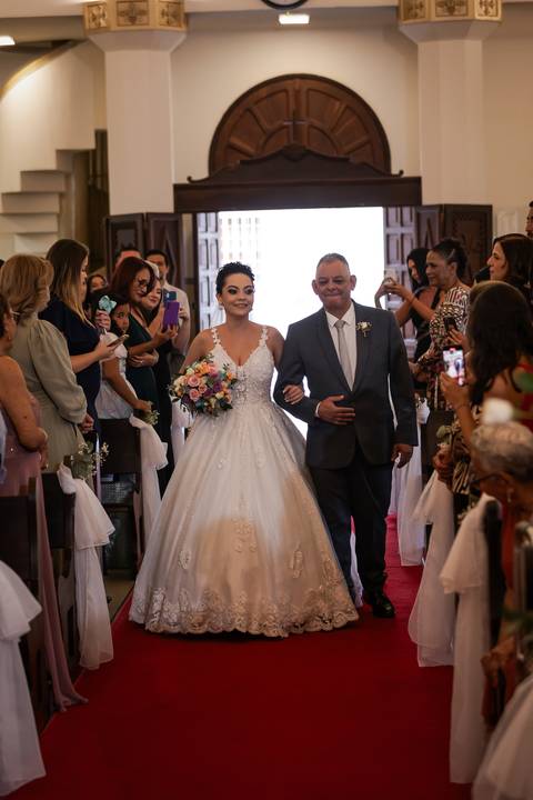 casamento-casar-makepoff-noiva-vestido-espaço-buque-vestido-madrinha-padrinhos-noivo-barbearia-terno-dama-chacra-buffet-dj-banda-amor-wedding-aliança-festa-gravata-foto-fotografias-foto-daniel-custodio-uberlandia-minas-gerais'