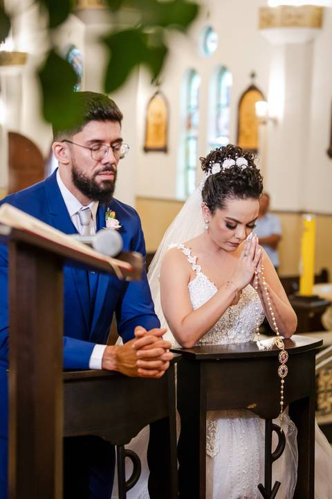casamento-casar-makepoff-noiva-vestido-espaço-buque-vestido-madrinha-padrinhos-noivo-barbearia-terno-dama-chacra-buffet-dj-banda-amor-wedding-aliança-festa-gravata-foto-fotografias-foto-daniel-custodio-uberlandia-minas-gerais'