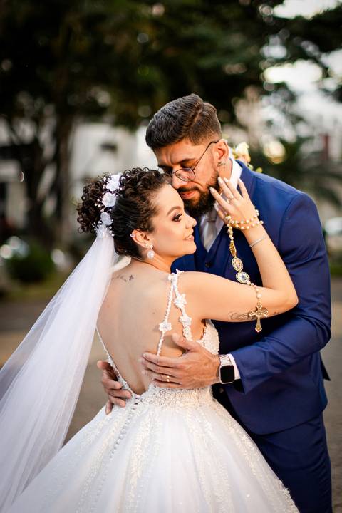 casamento-casar-makepoff-noiva-vestido-espaço-buque-vestido-madrinha-padrinhos-noivo-barbearia-terno-dama-chacra-buffet-dj-banda-amor-wedding-aliança-festa-gravata-foto-fotografias-foto-daniel-custodio-uberlandia-minas-gerais'