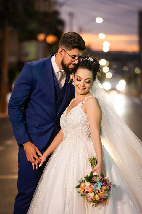 casamento-casar-makepoff-noiva-vestido-espaço-buque-vestido-madrinha-padrinhos-noivo-barbearia-terno-dama-chacra-buffet-dj-banda-amor-wedding-aliança-festa-gravata-foto-fotografias-foto-daniel-custodio-uberlandia-minas-gerais'