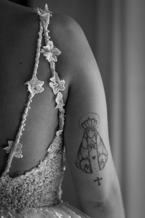 casamento-casar-makepoff-noiva-vestido-espaço-buque-vestido-madrinha-padrinhos-noivo-barbearia-terno-dama-chacra-buffet-dj-banda-amor-wedding-aliança-festa-gravata-foto-fotografias-foto-daniel-custodio-uberlandia-minas-gerais'