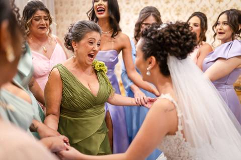 casamento-casar-makepoff-noiva-vestido-espaço-buque-vestido-madrinha-padrinhos-noivo-barbearia-terno-dama-chacra-buffet-dj-banda-amor-wedding-aliança-festa-gravata-foto-fotografias-foto-daniel-custodio-uberlandia-minas-gerais'