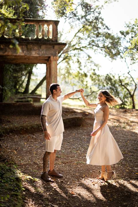 pre-wedding-ensaio-fotos-fotografias-casal-casamento-noiva-noivo-araxa-minas-gerais-daniel-custodio-uberlandia-casar-make off-padrinha-madrinho-dama-foto-cinema-amor-love-buque-criativo-viagem-love-amar-fotografo-cerimonial-igreja-chacara,festa-DJ'