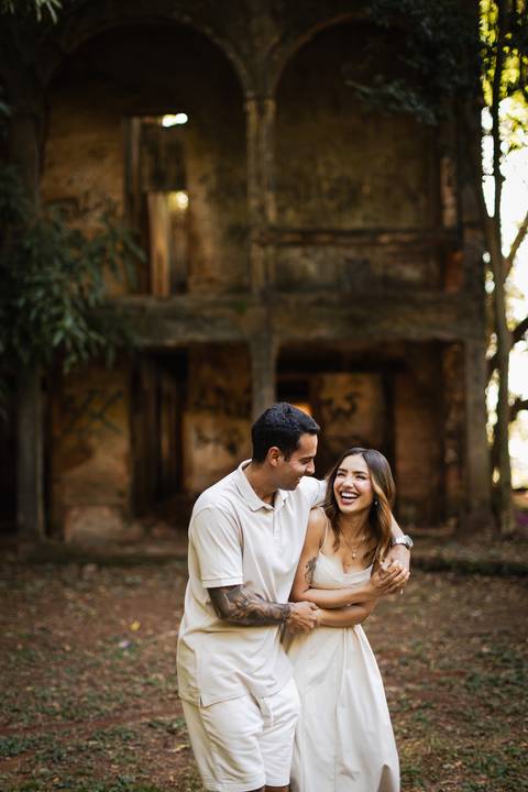 pre-wedding-ensaio-fotos-fotografias-casal-casamento-noiva-noivo-araxa-minas-gerais-daniel-custodio-uberlandia-casar-make off-padrinha-madrinho-dama-foto-cinema-amor-love-buque-criativo-viagem-love-amar-fotografo-cerimonial-igreja-chacara,festa-DJ'