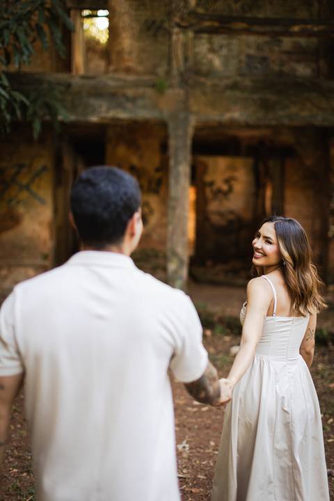 pre-wedding-ensaio-fotos-fotografias-casal-casamento-noiva-noivo-araxa-minas-gerais-daniel-custodio-uberlandia-casar-make off-padrinha-madrinho-dama-foto-cinema-amor-love-buque-criativo-viagem-love-amar-fotografo-cerimonial-igreja-chacara,festa-DJ'