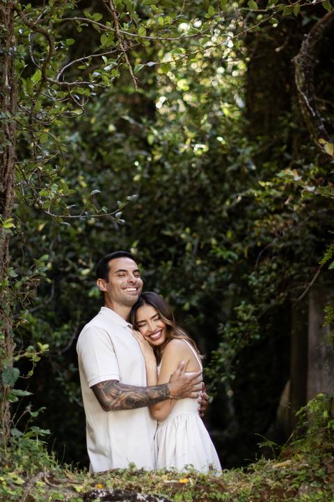 pre-wedding-ensaio-fotos-fotografias-casal-casamento-noiva-noivo-araxa-minas-gerais-daniel-custodio-uberlandia-casar-make off-padrinha-madrinho-dama-foto-cinema-amor-love-buque-criativo-viagem-love-amar-fotografo-cerimonial-igreja-chacara,festa-DJ'