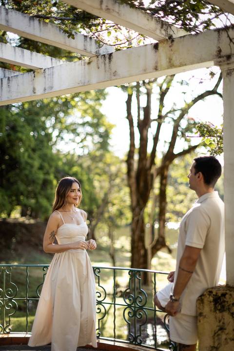 pre-wedding-ensaio-fotos-fotografias-casal-casamento-noiva-noivo-araxa-minas-gerais-daniel-custodio-uberlandia-casar-make off-padrinha-madrinho-dama-foto-cinema-amor-love-buque-criativo-viagem-love-amar-fotografo-cerimonial-igreja-chacara,festa-DJ'