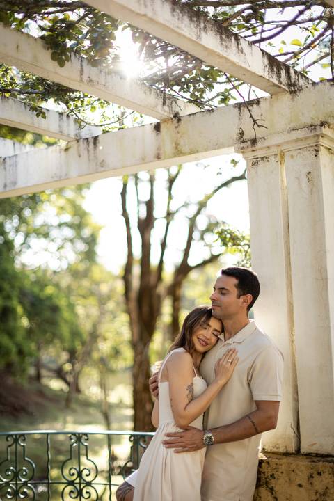 pre-wedding-ensaio-fotos-fotografias-casal-casamento-noiva-noivo-araxa-minas-gerais-daniel-custodio-uberlandia-casar-make off-padrinha-madrinho-dama-foto-cinema-amor-love-buque-criativo-viagem-love-amar-fotografo-cerimonial-igreja-chacara,festa-DJ'