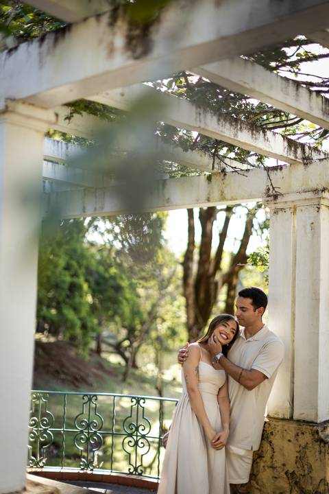 pre-wedding-ensaio-fotos-fotografias-casal-casamento-noiva-noivo-araxa-minas-gerais-daniel-custodio-uberlandia-casar-make off-padrinha-madrinho-dama-foto-cinema-amor-love-buque-criativo-viagem-love-amar-fotografo-cerimonial-igreja-chacara,festa-DJ'