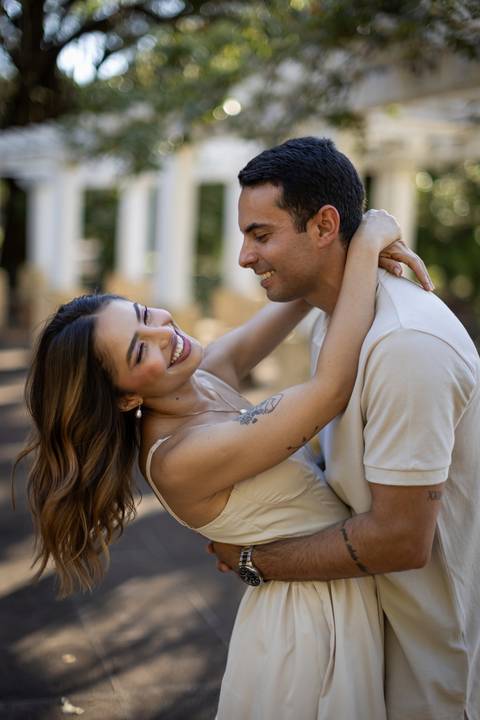 pre-wedding-ensaio-fotos-fotografias-casal-casamento-noiva-noivo-araxa-minas-gerais-daniel-custodio-uberlandia-casar-make off-padrinha-madrinho-dama-foto-cinema-amor-love-buque-criativo-viagem-love-amar-fotografo-cerimonial-igreja-chacara,festa-DJ'