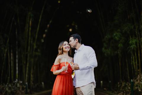 pre-wedding-ensaio-fotos-fotografias-casal-casamento-noiva-noivo-araxa-minas-gerais-daniel-custodio-uberlandia-casar-make off-padrinha-madrinho-dama-foto-cinema-amor-love-buque-criativo-viagem-love-amar-fotografo-cerimonial-igreja-chacara,festa-DJ'