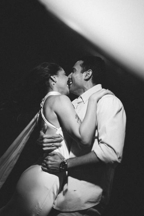 pre-wedding-ensaio-fotos-fotografias-casal-casamento-noiva-noivo-araxa-minas-gerais-daniel-custodio-uberlandia-casar-make off-padrinha-madrinho-dama-foto-cinema-amor-love-buque-criativo-viagem-love-amar-fotografo-cerimonial-igreja-chacara,festa-DJ'