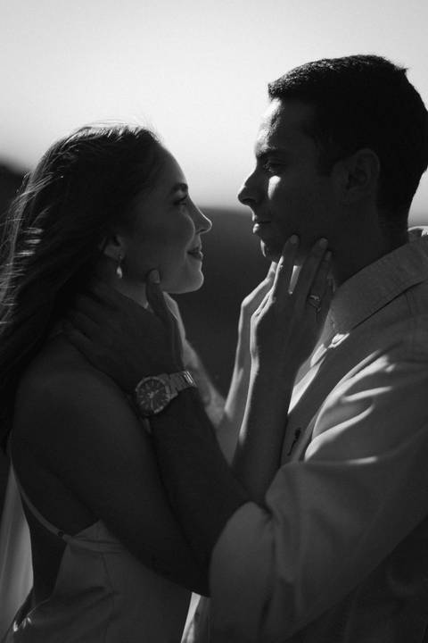 pre-wedding-ensaio-fotos-fotografias-casal-casamento-noiva-noivo-araxa-minas-gerais-daniel-custodio-uberlandia-casar-make off-padrinha-madrinho-dama-foto-cinema-amor-love-buque-criativo-viagem-love-amar-fotografo-cerimonial-igreja-chacara,festa-DJ'