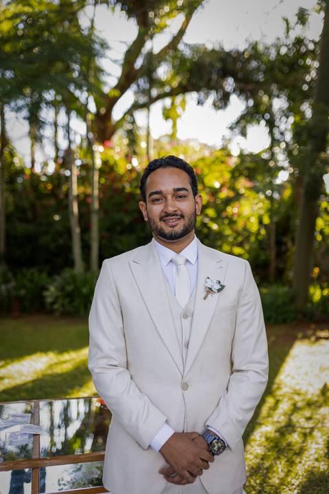 casamento-casar-makepoff-noiva-vestido-espaço-buque-vestido-madrinha-padrinhos-noivo-barbearia-terno-dama-chacra-buffet-dj-banda-amor-wedding-aliança-festa-gravata-foto-fotografias-foto-daniel-custodio-uberlandia-minas-gerais'