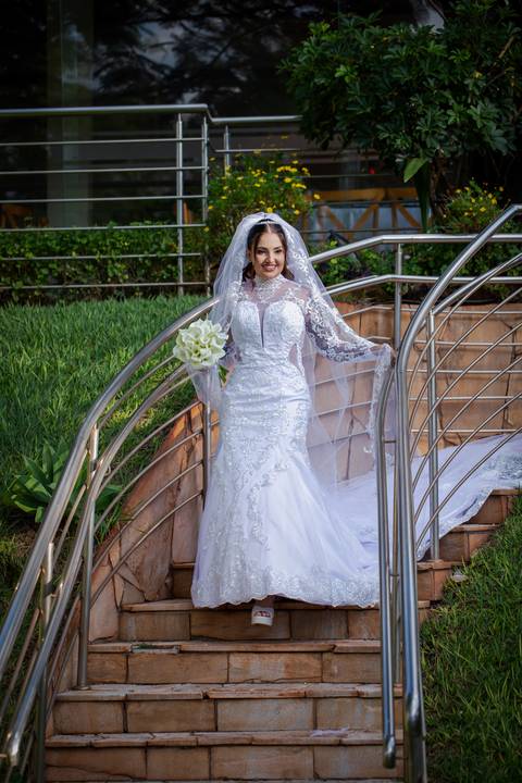 casamento-casar-makepoff-noiva-vestido-espaço-buque-vestido-madrinha-padrinhos-noivo-barbearia-terno-dama-chacra-buffet-dj-banda-amor-wedding-aliança-festa-gravata-foto-fotografias-foto-daniel-custodio-uberlandia-minas-gerais'