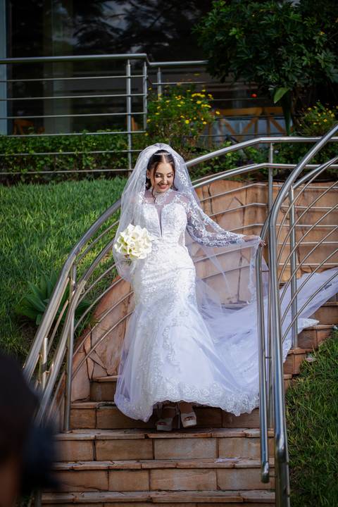 casamento-casar-makepoff-noiva-vestido-espaço-buque-vestido-madrinha-padrinhos-noivo-barbearia-terno-dama-chacra-buffet-dj-banda-amor-wedding-aliança-festa-gravata-foto-fotografias-foto-daniel-custodio-uberlandia-minas-gerais'