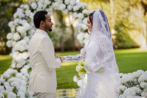 casamento-casar-makepoff-noiva-vestido-espaço-buque-vestido-madrinha-padrinhos-noivo-barbearia-terno-dama-chacra-buffet-dj-banda-amor-wedding-aliança-festa-gravata-foto-fotografias-foto-daniel-custodio-uberlandia-minas-gerais'